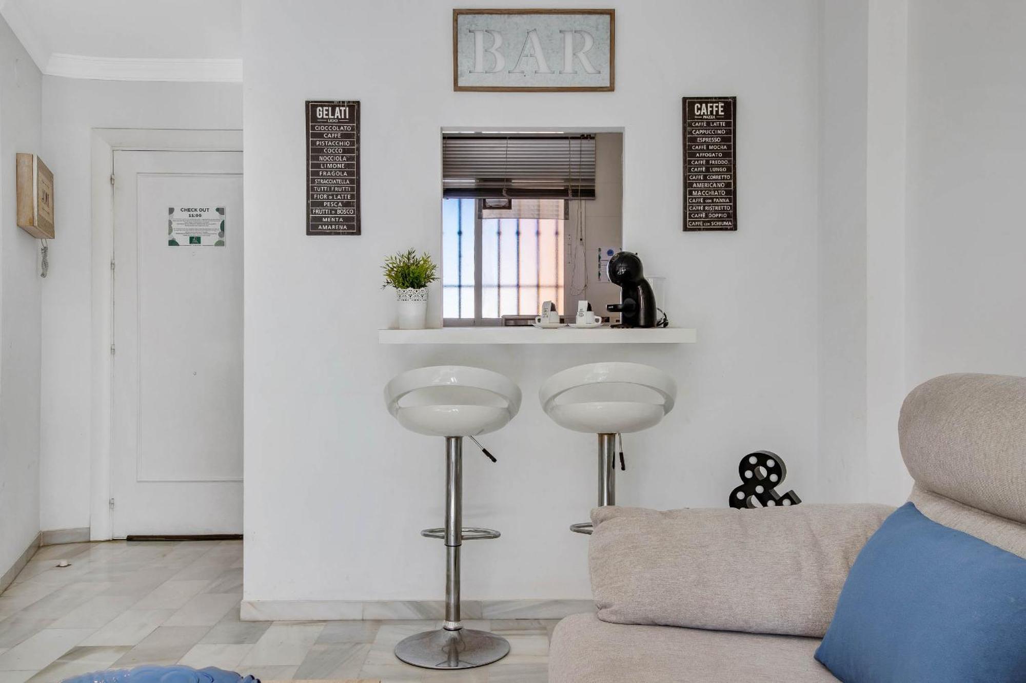 Erisa 68 By Ivi Real Estate Apartment Torremolinos Bagian luar foto