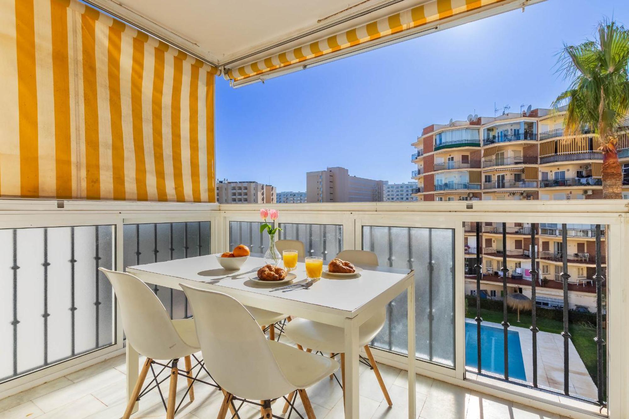 Erisa 68 By Ivi Real Estate Apartment Torremolinos Bagian luar foto