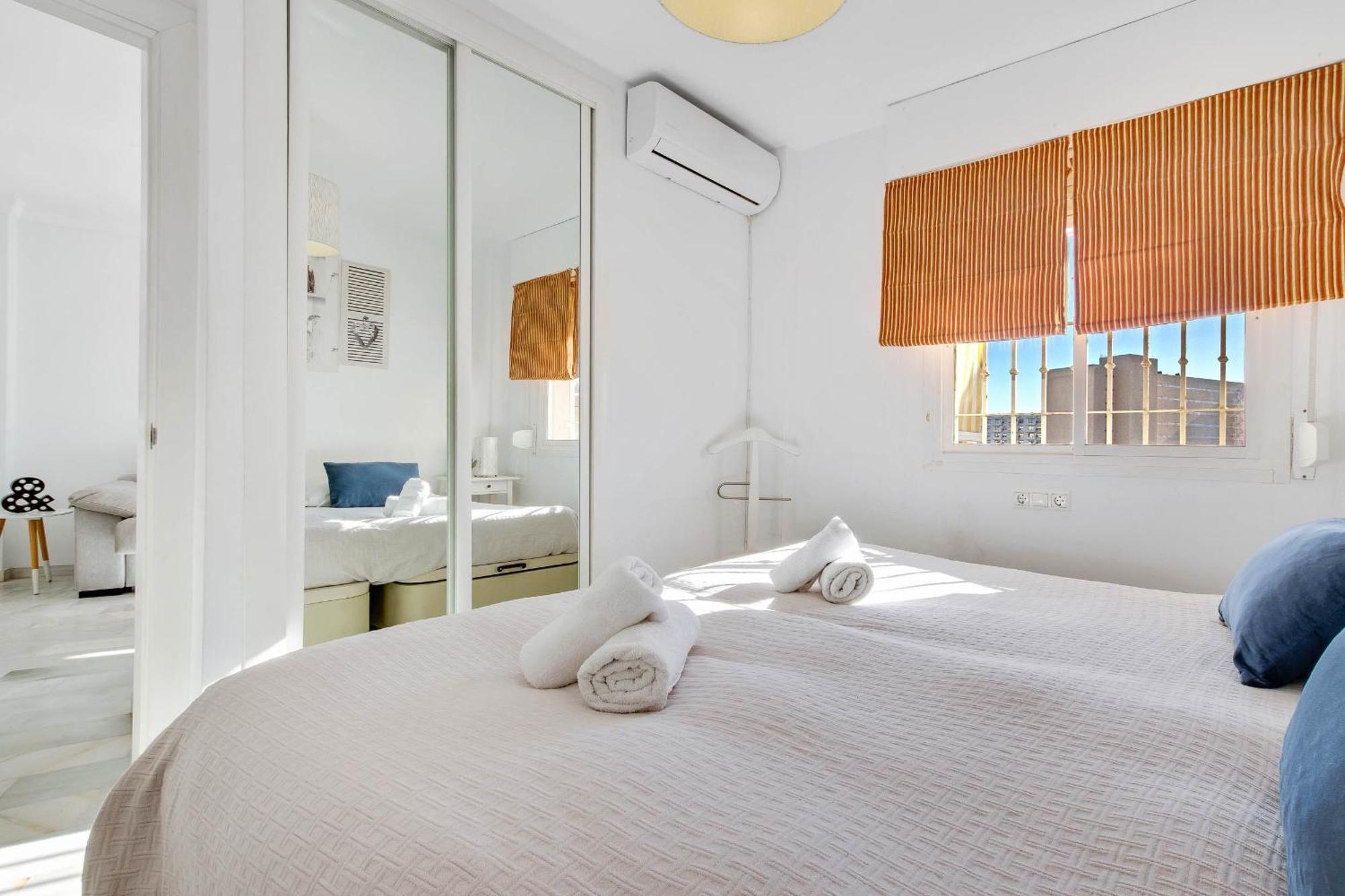 Erisa 68 By Ivi Real Estate Apartment Torremolinos Bagian luar foto